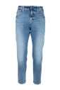 jeans-en-denim-classiques-pour-un-usage-quotidien