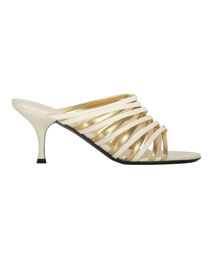 mules-en-cuir-cloute
