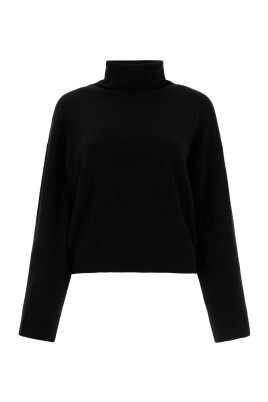 luxe-pull-noir-aw24