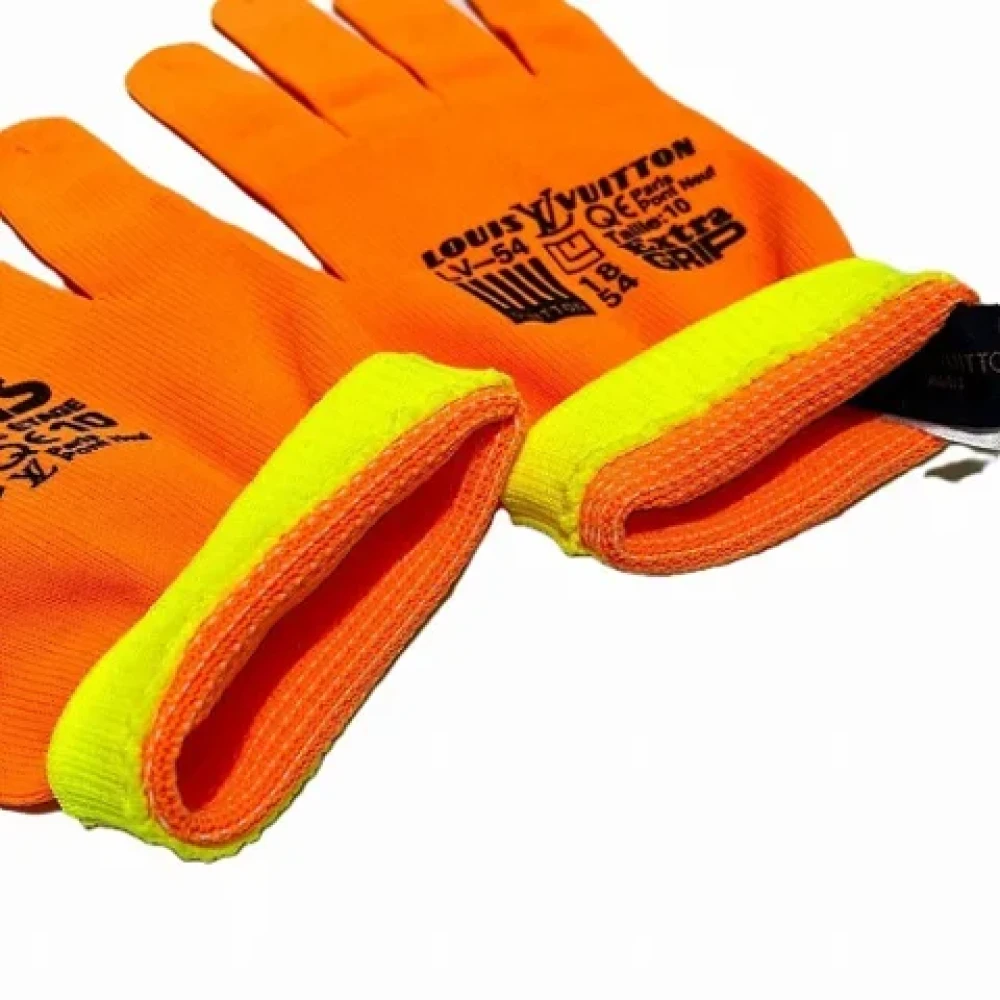 Louis Vuitton Vintage Pre-owned Nylon gloves Orange Heren