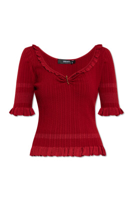 haut-avec-une-epingle-de-surete-decorative