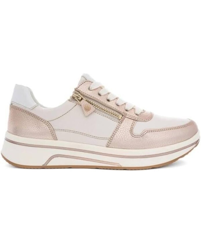 chaussure-femme-a-la-mode-et-fonctionnelle