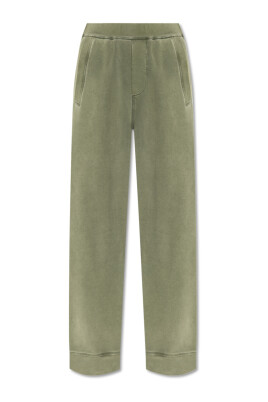 sweatpants-with-wide-legs