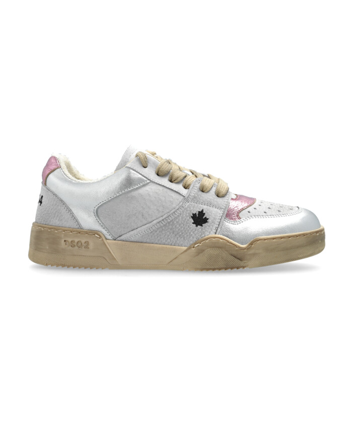 sneakers-spiker