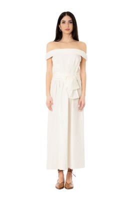robe-blanche-en-coton-avec-col-bateau