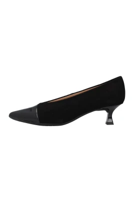 Högklackade pumps