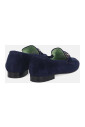 blauwe-suede-mocassin-met-clip