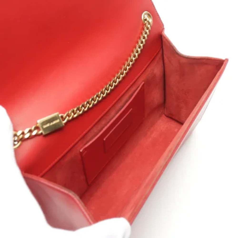 Yves Saint Laurent Vintage Pre-owned Leather handbags Red Dames