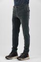 velvet-pants-for-stylish-look