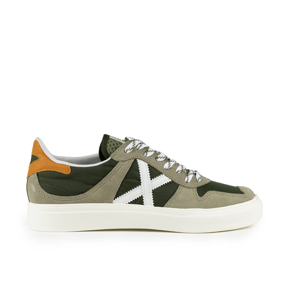 Shoes > Sneakers - - Munich - Modalova