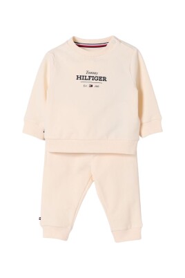 kids-tracksuit-set