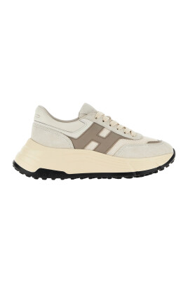 baskets-beige-running
