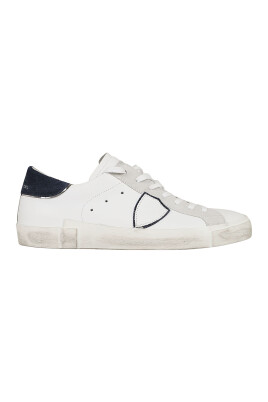 sneakers-blanches-pour-sorties-elegantes