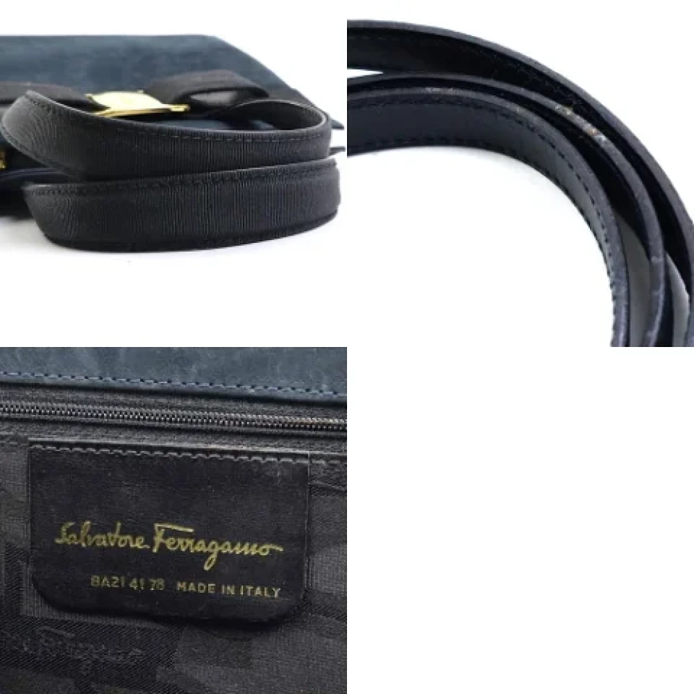 Salvatore Ferragamo Pre-owned Suede handbags Blue Dames