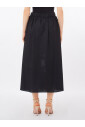 jupe-midi-noire-avec-details-dores