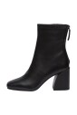 bottines-a-talons-aiguilles-en-cuir-noir