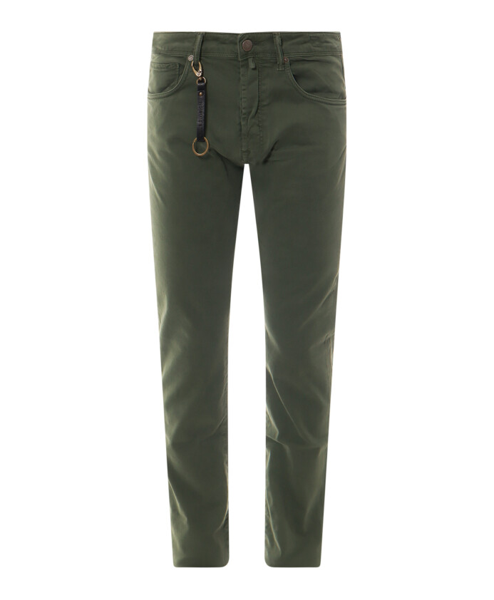 pantalon-vert-avec-porte-cles