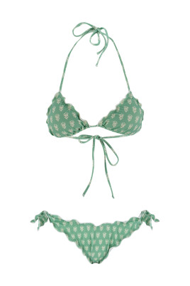 flowing-triangle-summer-top