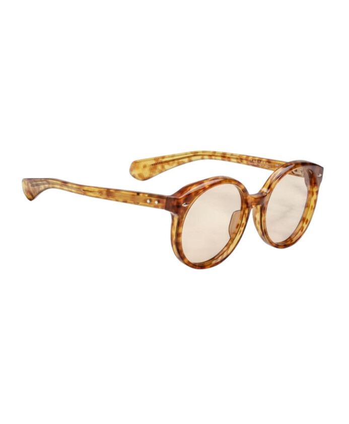 lunettes-de-soleil-edition-limitee-faites-a-la-main