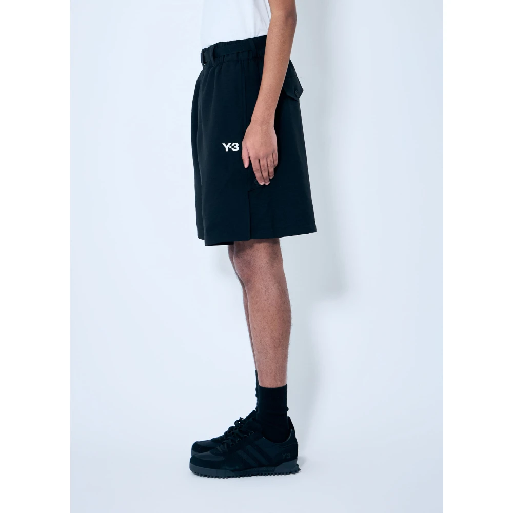 Y-3 Shorts met afneembare riem en zijstrepen Black Heren