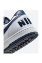 low-cut-leather-sneaker