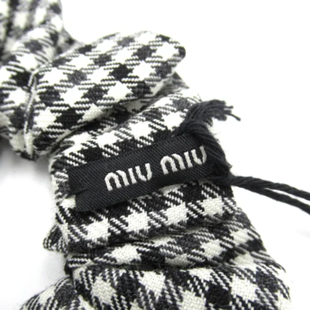 Miu Pre-owned Fabric hair-accessories Black Dames