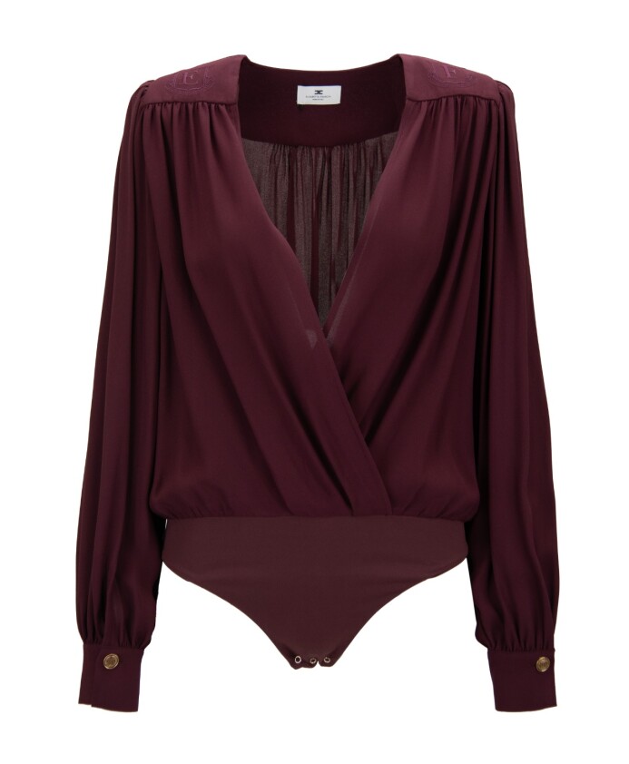 dame-v-hals-body-skjorte-med-automatiske-knapper