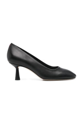 stylish-womenand-39-s-footwear