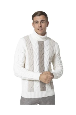 Strukturstickad polotröja