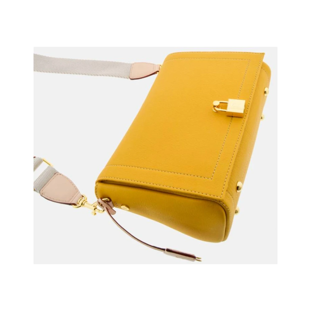 Carolina Herrera Afsluitbare Crossbody Tas van Mocán Leer Yellow Dames