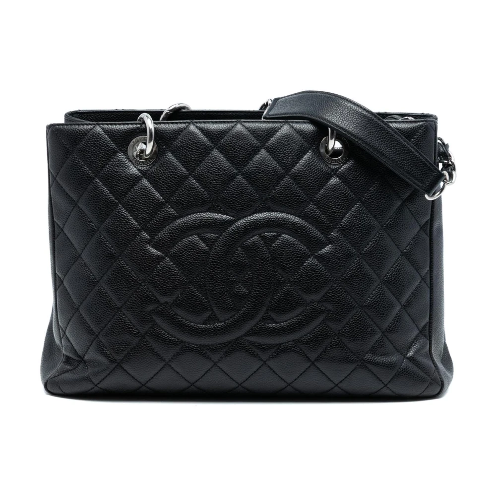 Chanel Vintage Women's Black Pre-Owned Quilted Leather Tote