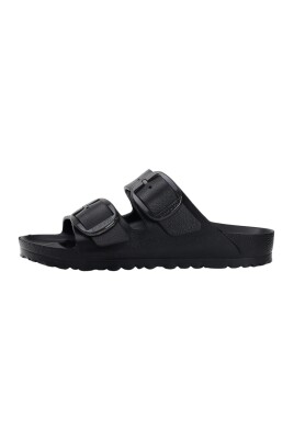 sorte-sandaler-big-buckle-stil