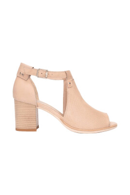 beige-leather-block-heel-shoes