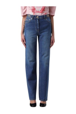 blue-highwaisted-straight-jeans