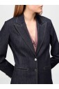 denim-jacket-for-stylish-look
