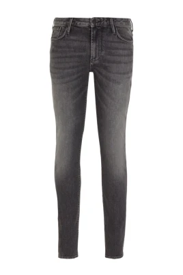 J06 Låg Midja Slim-Fit Jeans