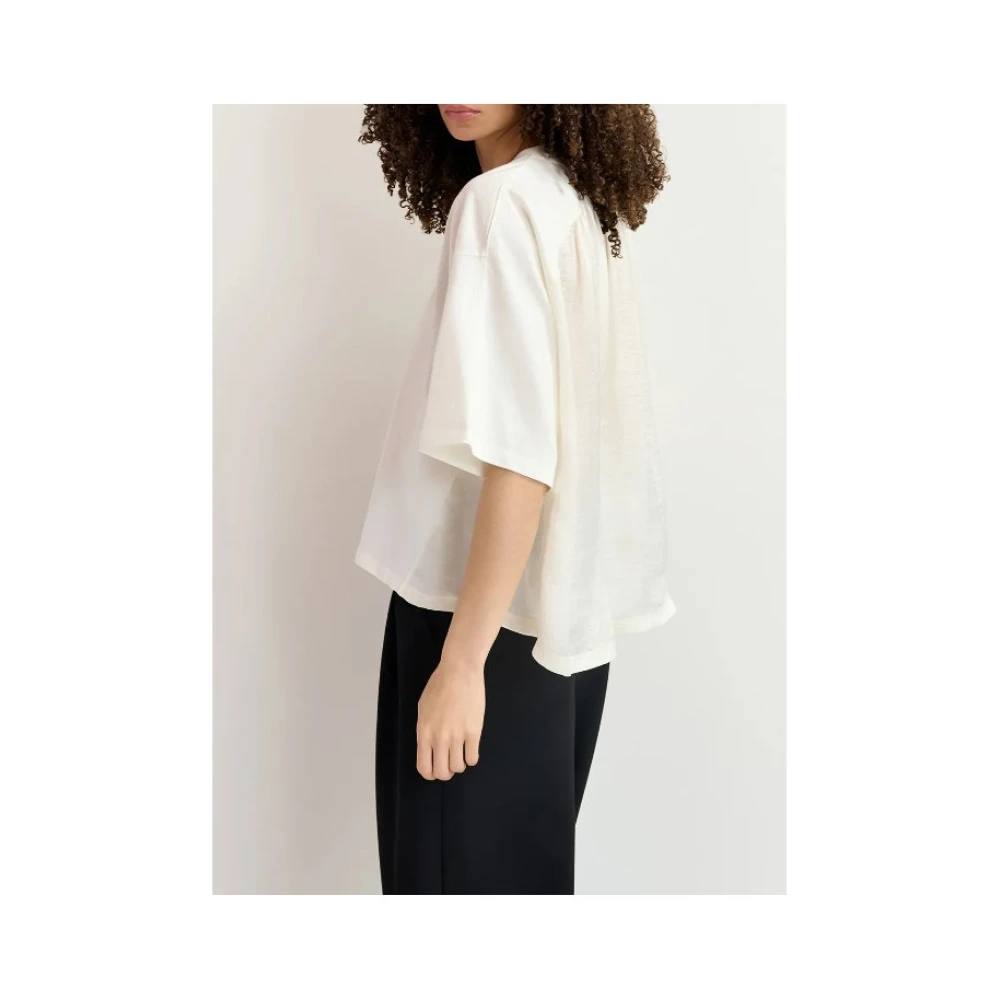 Essentiel Antwerp Biologisch Katoenen Oversized T-shirt met Satijnen Achterkant Beige Dames