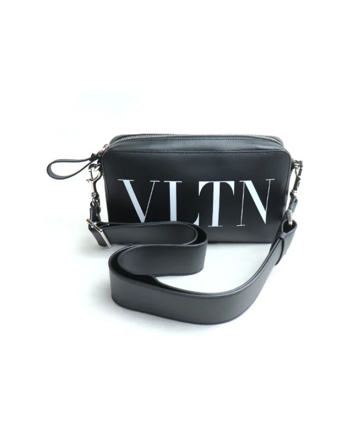 pre-owned-leather-crossbody-bags