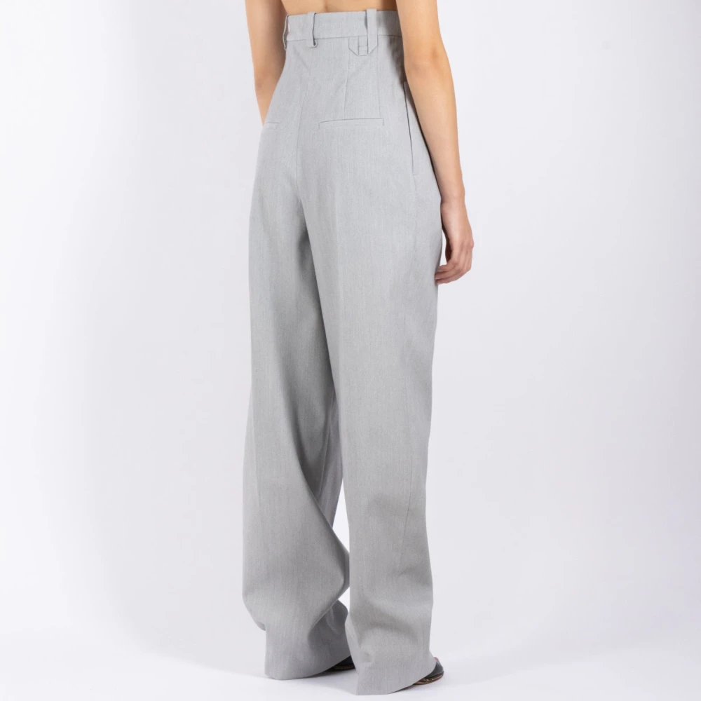 Jacquemus Hoge Taille Wijde Pijp Broek Gray Dames