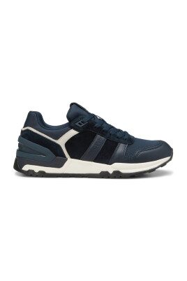 peter-sneakers