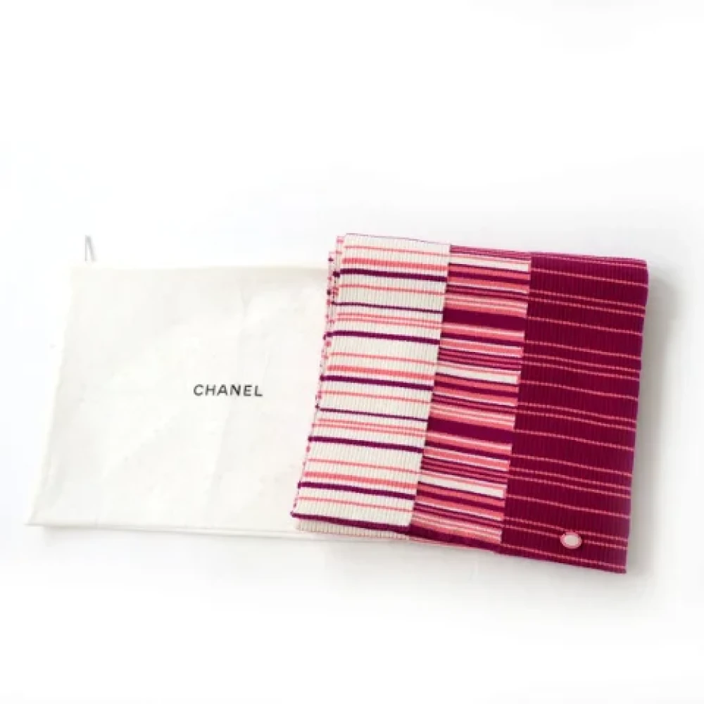 Chanel Vintage Pre-owned Cashmere scarves Pink Dames