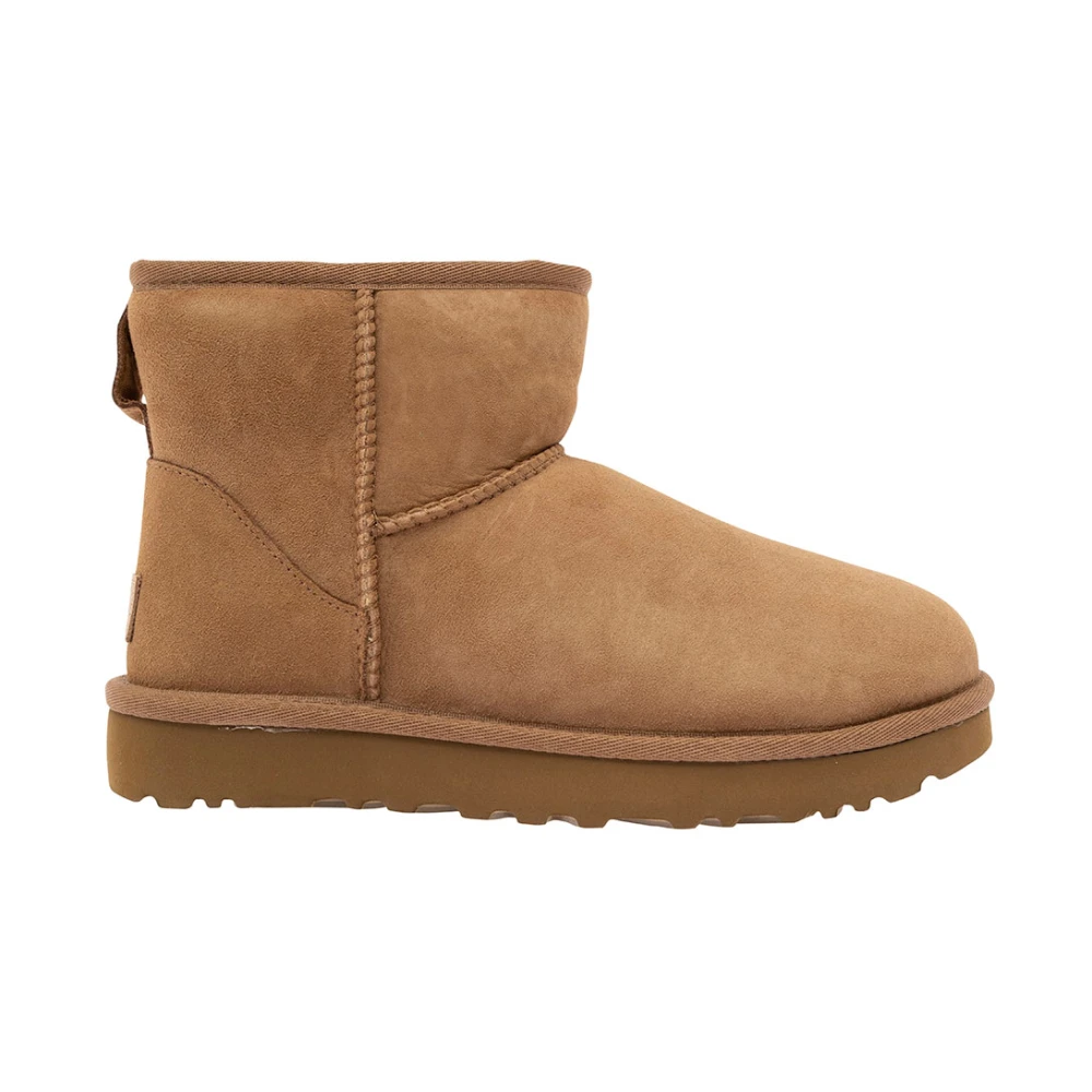 UGG Beige Classic Mini II Stövlar Beige, Dam