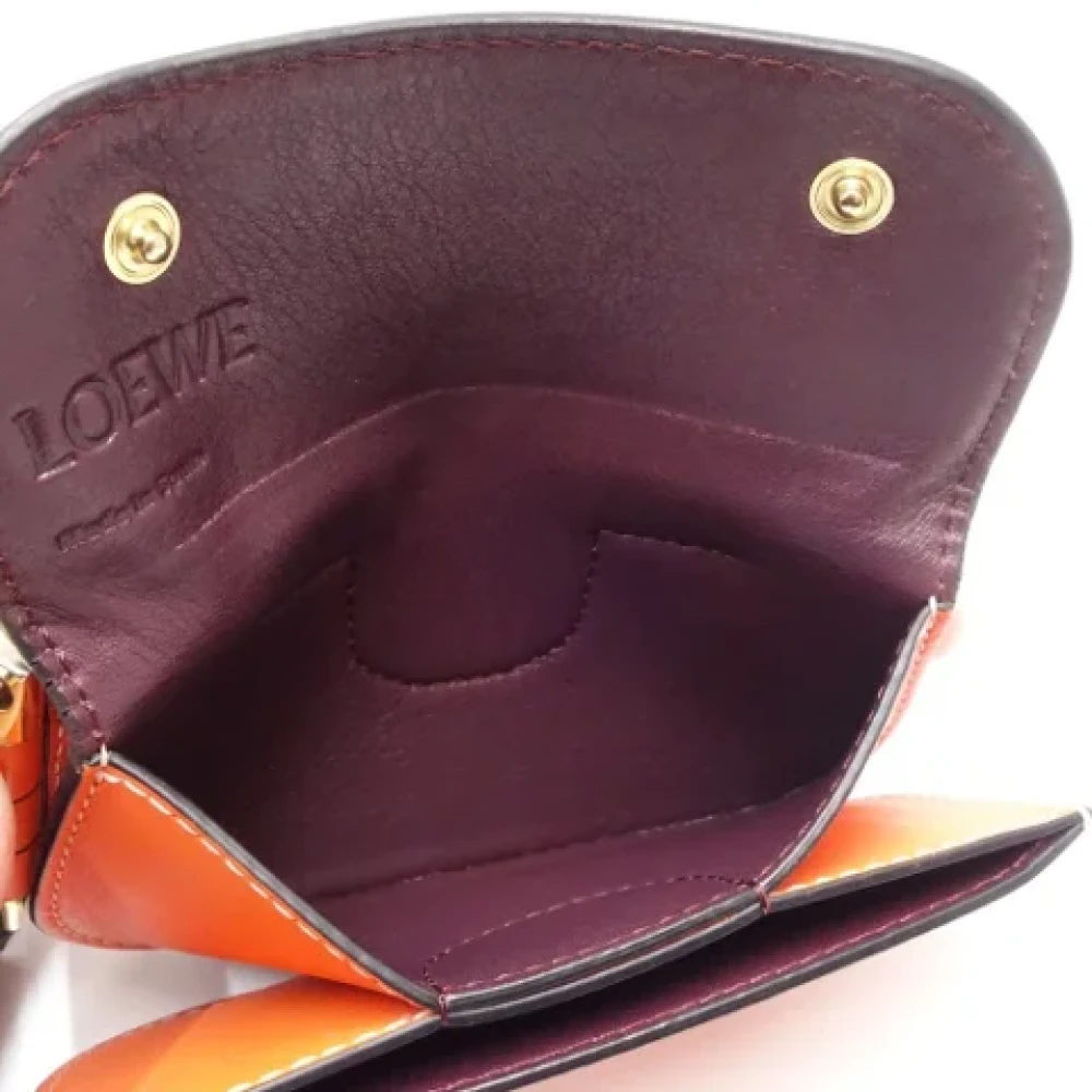 Loewe Pre-owned Leather wallets Orange Dames