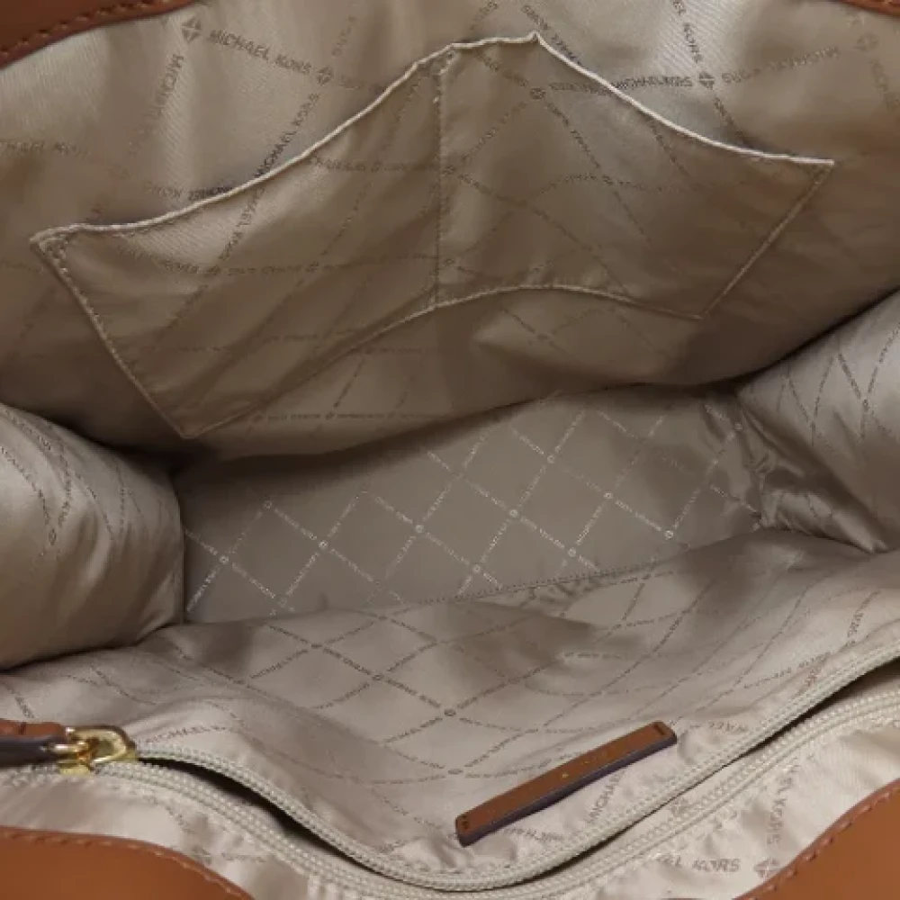 Michael Kors Pre-owned Fabric totes White Dames