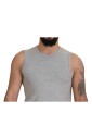 t-shirt-gris-sans-manches-a-col-rond