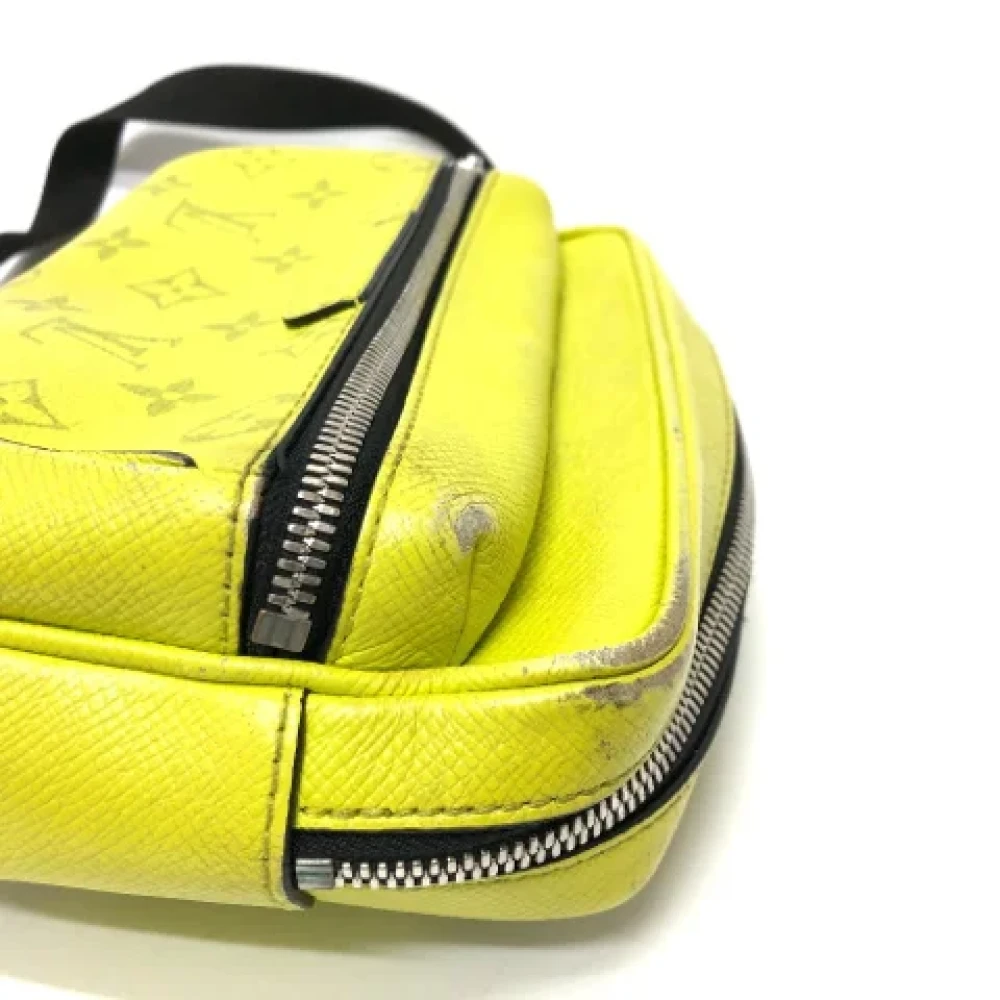 Louis Vuitton Vintage Pre-owned Leather clutches Yellow Dames
