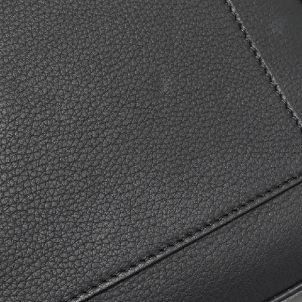 Burberry Vintage Pre-owned Leather shoulder-bags Black Heren