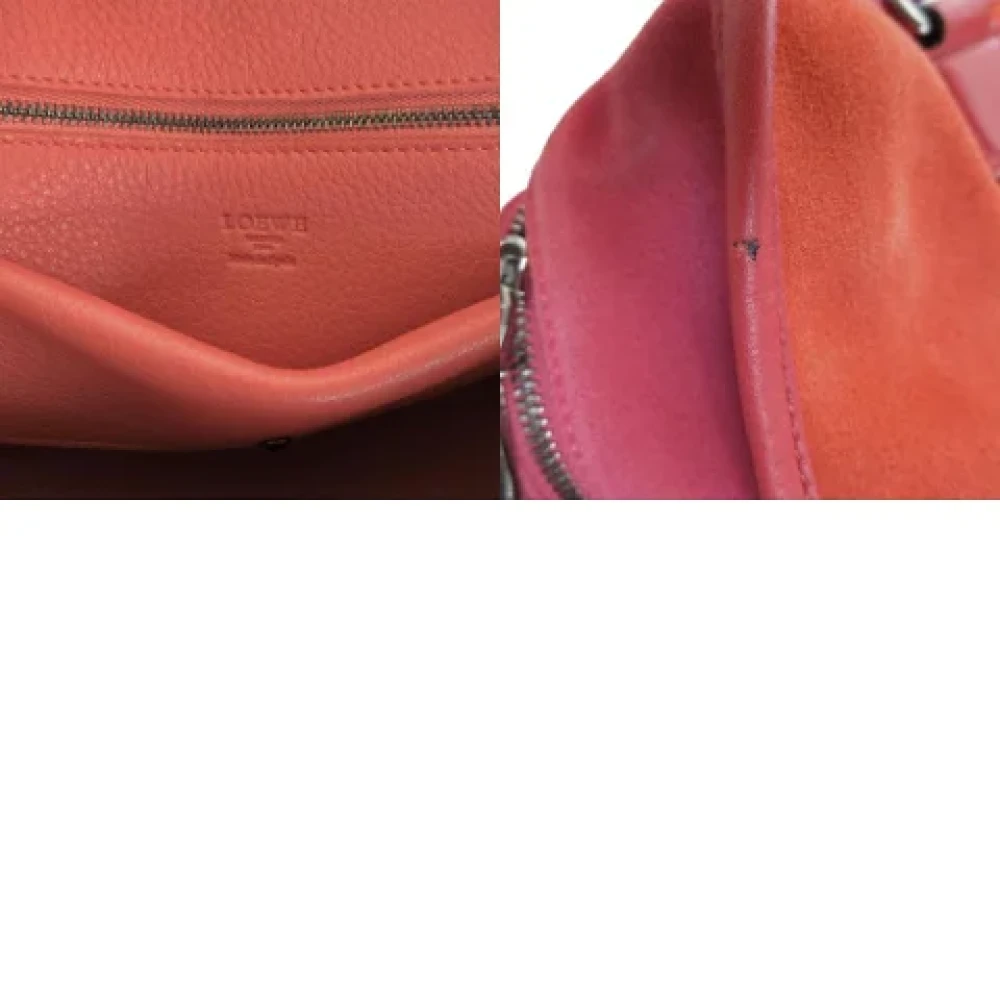 Loewe Pre-owned Suede handbags Red Dames