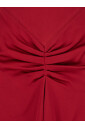 robe-midi-rouge-avec-details-rassembles