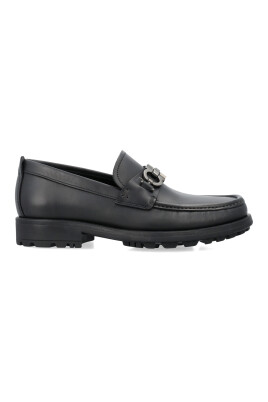 stylish-nero-closed-shoes-aw24